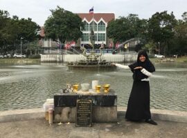 anak-penjual-toko-kelontong-ini-berhasil-jejakkan-kakinya-di-thailand-dan-jepang-news