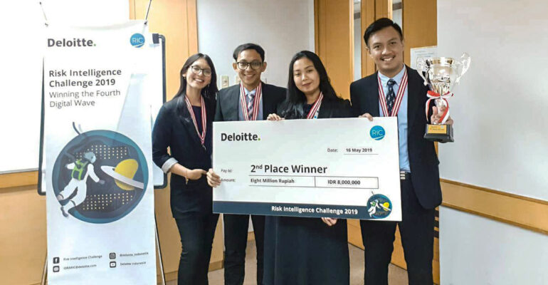 analisis-risiko-e-commerce-mahasiswa-ipb-university-raih-juara-deloitte-risk-intelligence-challenge-news
