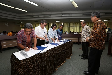 bakal-calon-rektor-ipb-tandatangani-pakta-integritas-news