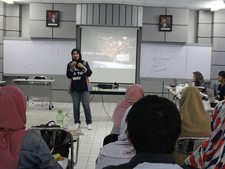 berikan-wawasan-dunia-kerja-ipb-university-gelar-maersk-career-talk-news