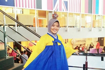 besty-kenalkan-tarian-manuk-dadali-dan-wedhang-uwuh-di-malaysia-news