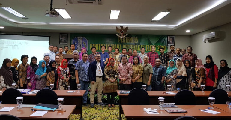 dekan-sekolah-vokasi-ipb-university-berbagi-ilmu-kemitraan-usaha-peternakan-news