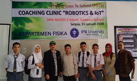 departemen-fisika-ipb-university-berikan-coaching-clinic-robotics-iot-di-sinjai-dan-bulukumba-news