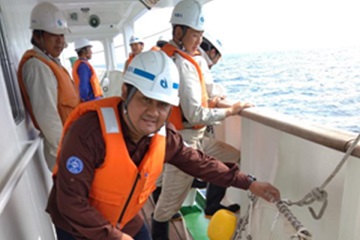 dosen-ipb-mengikuti-on-board-training-di-perairan-laut-jepang-news