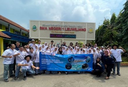 dosen-itk-ipb-university-ajak-generasi-muda-peduli-lingkungan-laut-news