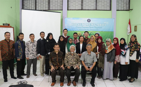 dosen-mengabdi-ipb-university-beri-pelatihan-latex-dan-kahoot-bagi-guru-di-kabupaten-bogor-news