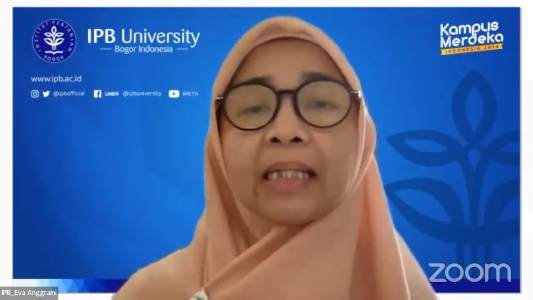 dr-eva-anggraeni-implementasi-konsep-blue-economy-dapat-menjawab-tantangan-ketahanan-pangan-nasional-news