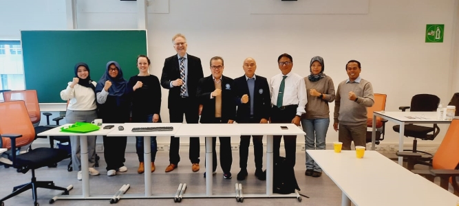 dua-dosen-muda-ipb-university-paparkan-hasil-riset-di-wise-ajang-saintis-indonesia-di-wageningen-university-news