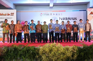 dua-tahun-berturut-turut-ipb-boyong-penghargaan-anugerah-sentra-kekayaan-intelektual-terproduktif-news