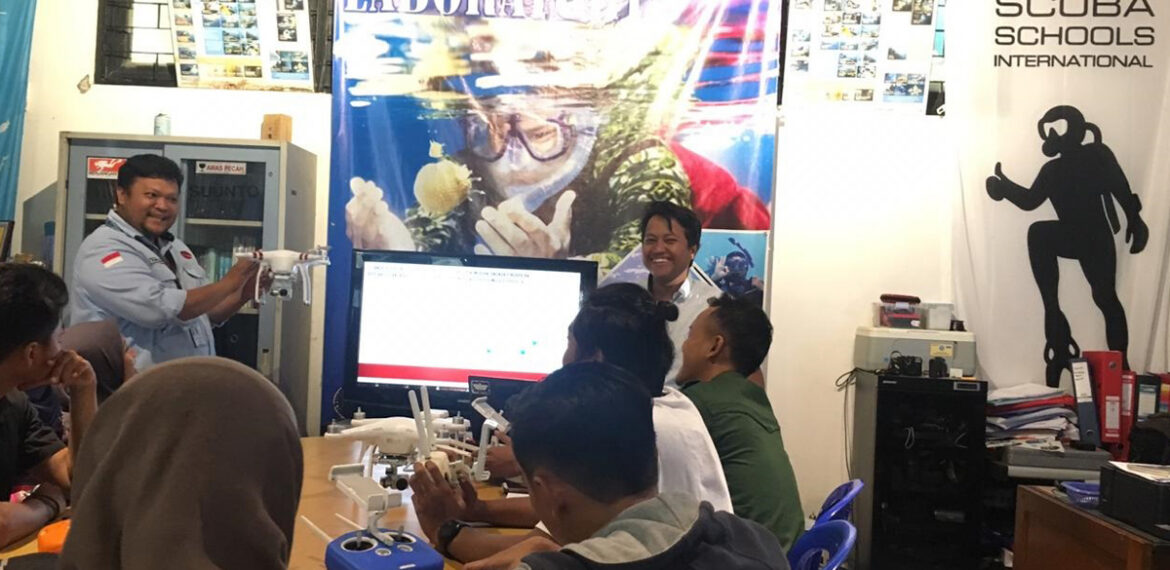 ekspedisi-ke-nias-dan-marore-mahasiswa-ipb-university-berlatih-operasikan-drone-news