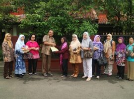 gerakan-perempuan-gp-ipb-kunjungi-rumah-kompos-dosen-ipb-news