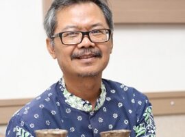 guru-besar-ipb-pot-organik-gantikan-polybag-news