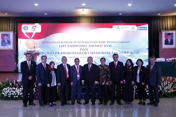 guru-besar-ipb-raih-penghargaan-lipi-sarwono-award-xvii-news