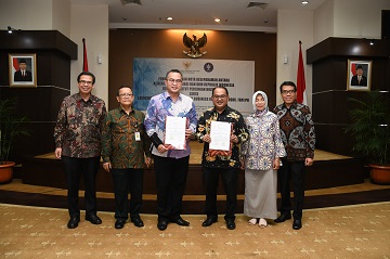 ingin-majukan-koperasi-dan-umkm-ipb-teken-mou-dengan-kemenkopukm-news