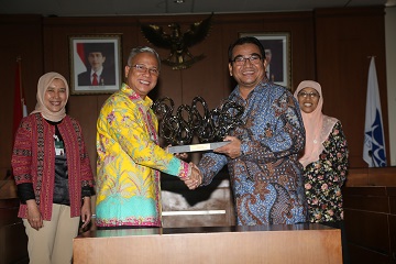 ipb-dan-bank-syariah-mandiri-tandatangani-perjanjian-kerja-sama-news