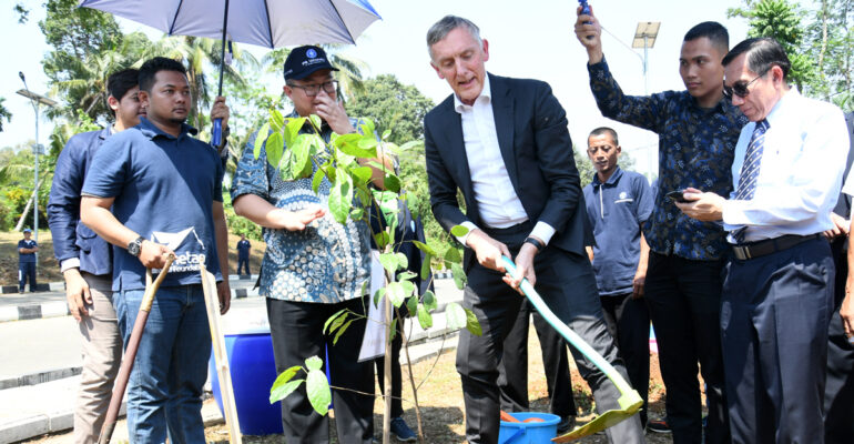 ipb-university-bersama-alumni-jaga-kelestarian-pohon-langka-news