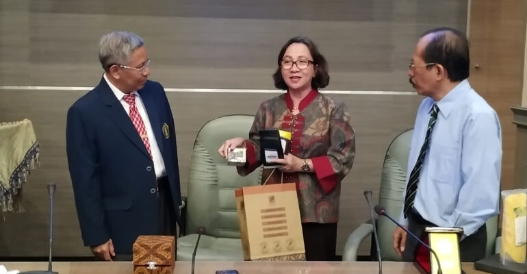 ipb-university-bersama-ub-dan-unsri-diskusi-pengelolaan-inovasi-dan-bisnis-di-perguruan-tinggi-news