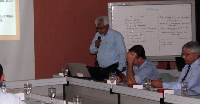 ipb-university-gelar-seminar-hadirkan-dua-pakar-dunia-bahas-pemberantasan-hama-tanaman-news