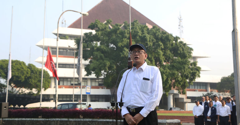 ipb-university-kirim-2-555-mahasiswa-ke-29-kabupaten-kota-untuk-lakukan-pengabdian-news