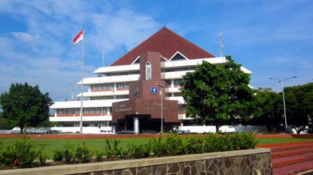 ipb-university-peringkat-1-dunia-publikasi-internasional-riset-terkait-sawit-news