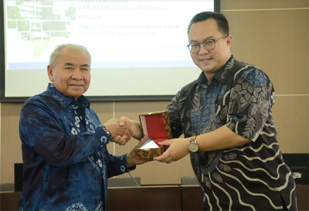 ipb-university-tandatangani-kerjasama-dengan-pemerintah-kabupaten-ogan-komering-ulu-news
