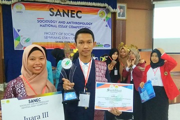 kembangkan-gagasan-jamu-daun-kenikir-untuk-domba-betina-mahasiswa-ipb-raih-juara-iii-news