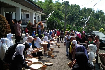 kontribusi-mahasiswa-ipb-dalam-lomba-ngejo-di-kabupaten-purwakarta-news
