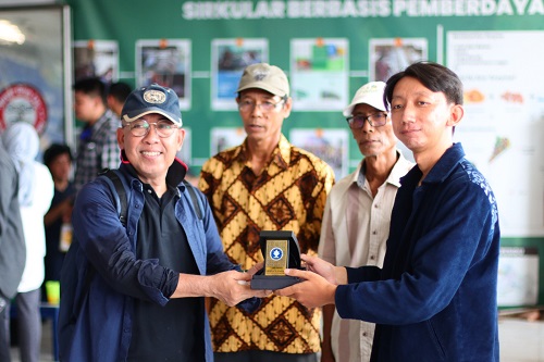 kunjungi-pulau-pasaran-mahasiswa-magister-psl-ipb-university-belajar-dinamika-pulau-hasil-reklamasi-mandiri-news