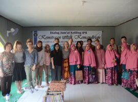 mahasiswa-asal-canada-ikut-jumat-keliling-ipb-ke-situ-gede-news