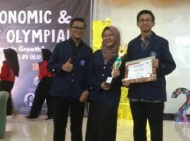 mahasiswa-baru-ipb-juara-3-debat-ekonomi-tingkat-nasional-news