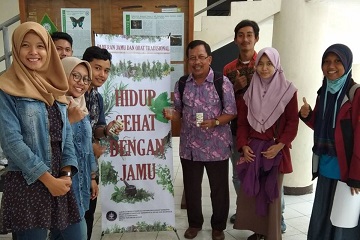 mahasiswa-fakultas-kehutanan-ipb-gelar-expo-jamu-news