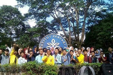 mahasiswa-ipb-ajak-siswa-sma-di-bogor-ngopi-di-medsos-soal-dunia-kampus-news