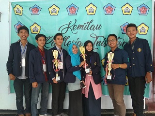 mahasiswa-ipb-borong-piala-di-kemilau-rafflesia-inisiator-2018-news