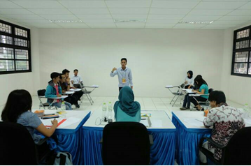 mahasiswa-ipb-cetak-marketing-handal-melalui-comic-news