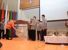 mahasiswa-ipb-gelar-aksi-peduli-mangrove-news