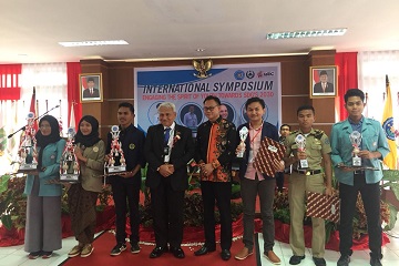 mahasiswa-ipb-juara-debat-kepemerintahan-tingkat-nasional-news