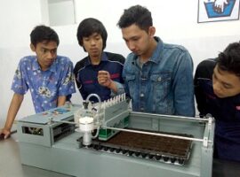 mahasiswa-ipb-kembangkan-mesin-canggih-penyemai-benih-news