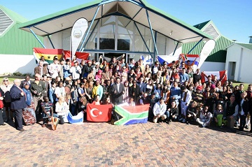 mahasiswa-ipb-menjadi-wakil-indonesia-dalam-simposium-internasional-di-afrika-selatan-news