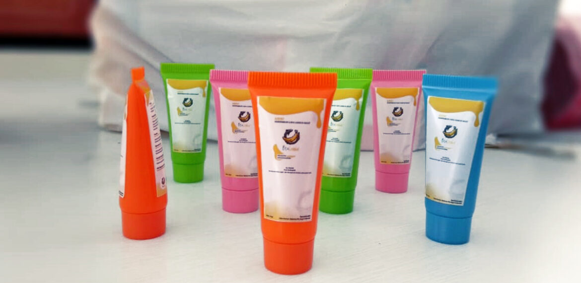 mahasiswa-ipb-university-ciptakan-blutanide-antiseptik-dari-lendir-belut-dan-kulit-pisang-news