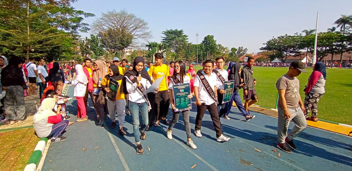 mahasiswa-ipb-university-kampanyekan-hidup-asik-tanpa-plastik-news