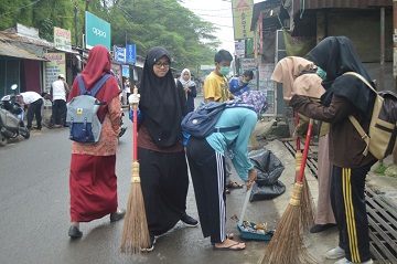 peduli-lingkungan-mahasiswa-ipb-gelar-earth-hour-news