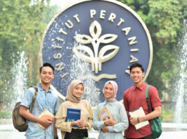 peduli-pakan-ternak-mahasiswa-ipb-university-tanam-2000-tanaman-pakan-dan-pelatihan-pengawetan-pakan-news