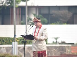 pimpin-upacara-hardiknas-prof-arif-satria-sampaikan-pesan-mendikbudristek-news