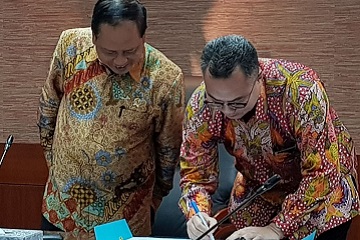 rektor-ipb-dan-menristekdikti-teken-kontrak-kinerja-ptn-bh-2018-news