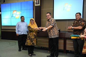 rektor-ipb-kukuhkan-konselor-senior-dan-konselor-sebaya-news