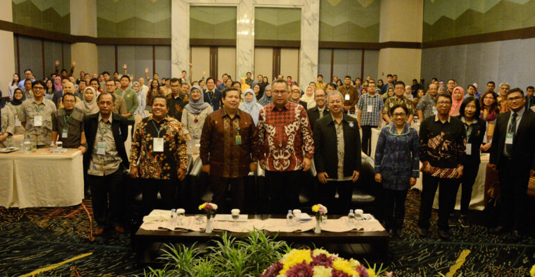 rektor-ipb-university-agro-maritim-4-0-solusi-atasi-kerusakan-alam-news