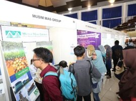 ribuan-pengunjung-padati-ipb-berburu-kerja-dan-beasiswa-news