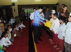santunan-anak-yatim