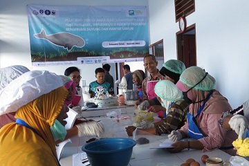 selamatkan-dugong-dan-lamun-fpik-ipb-latih-warga-toli-toli-mengolah-ikan-news