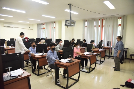 suasana-pelaksanaan-utbk-snbt-gelombang-ii-di-ipb-university-news
